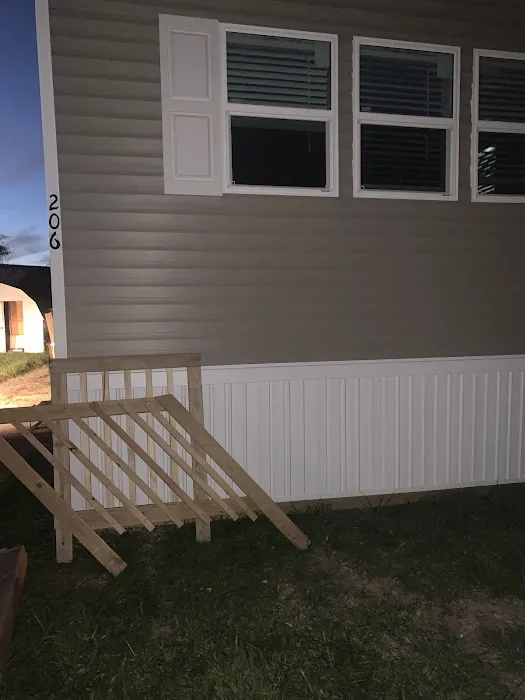 Colony Mobile Home Community Picture 9