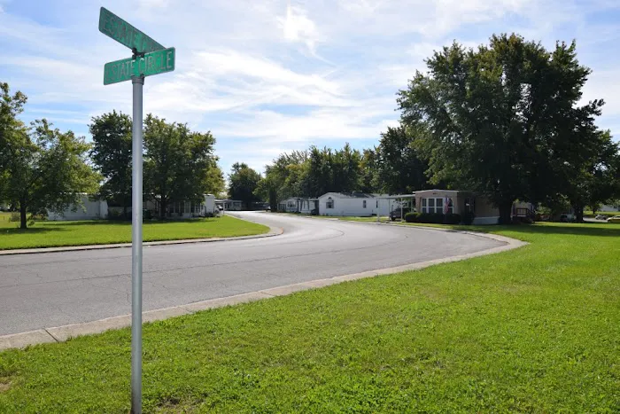 Country Estates Manufactured Home Community Picture 3