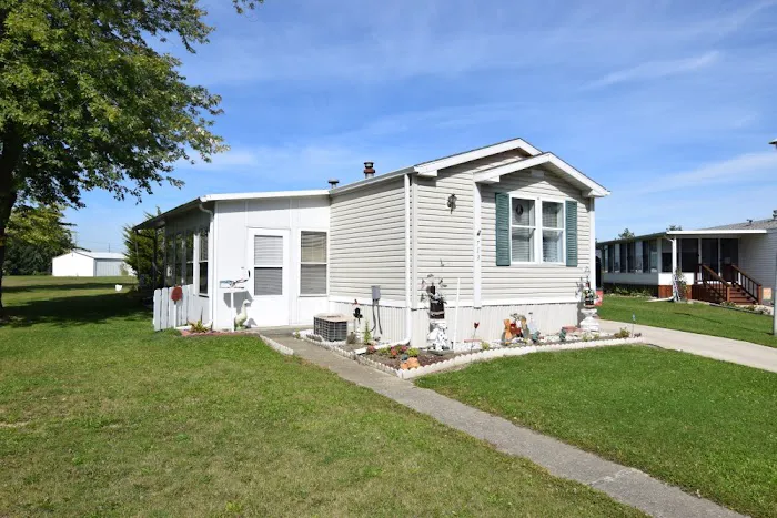 Country Estates Manufactured Home Community Picture 8