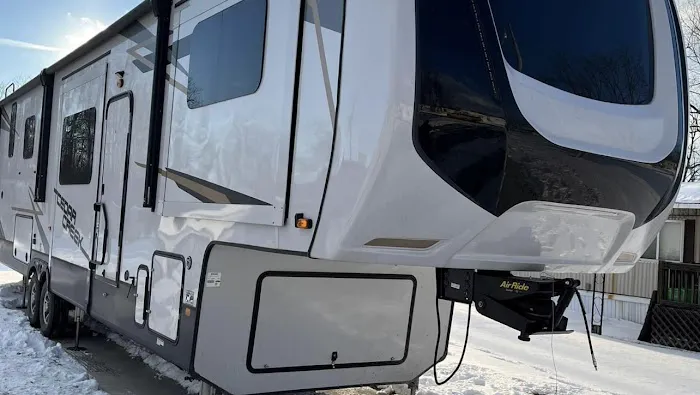 Mobile Living Estates, LLC Picture 1