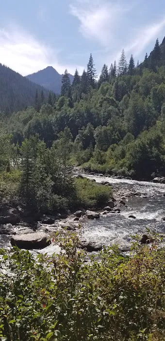 Kelly Forks Campground Picture 6