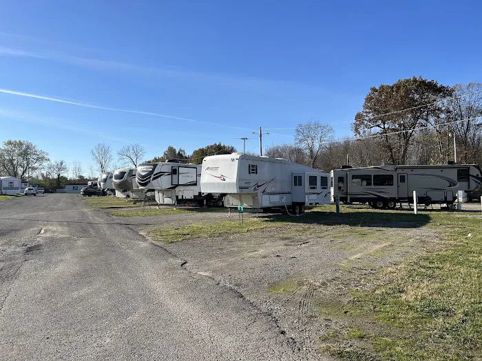 Shawnee Mobile Living Picture 2