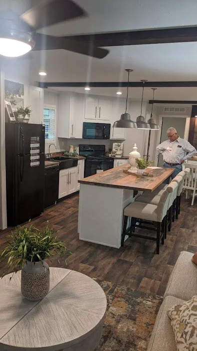 Shawnee Mobile Living Picture 3