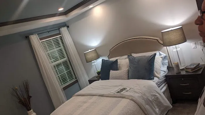 Shawnee Mobile Living Picture 1