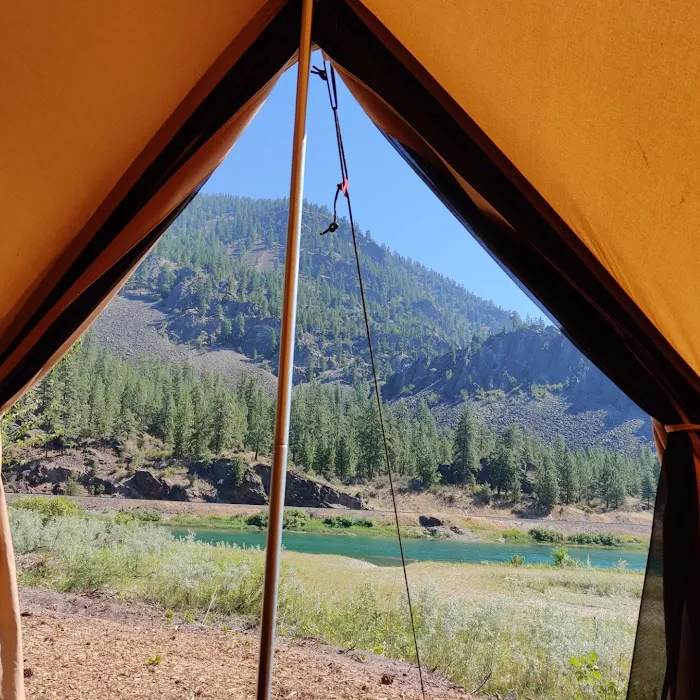 Peace of Paradise Glamping Picture 8