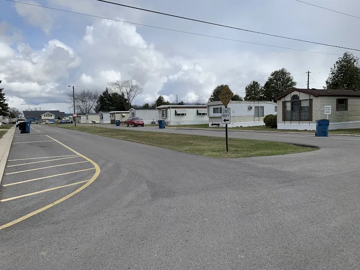 Green Acres Manufactured Home Community Picture 10