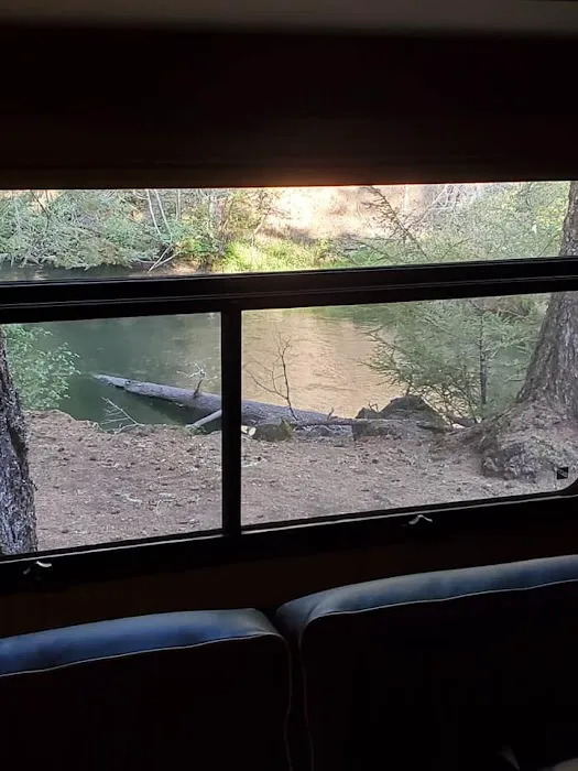 Farewell Bend Campground Picture 9