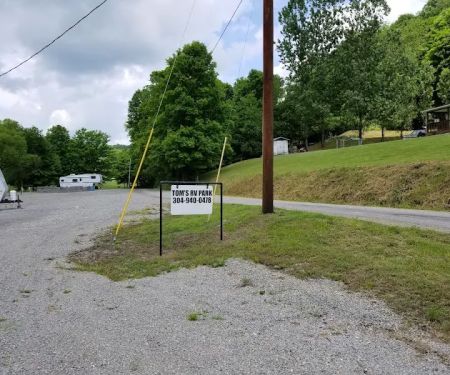 Tom's Buckhannon RV Park