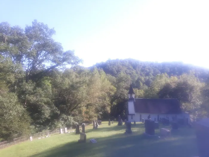 Whisper Mountain RV Park Picture 6