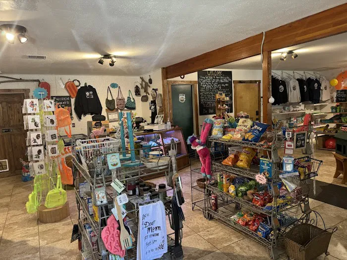 Sunny Valley Campground Picture 5