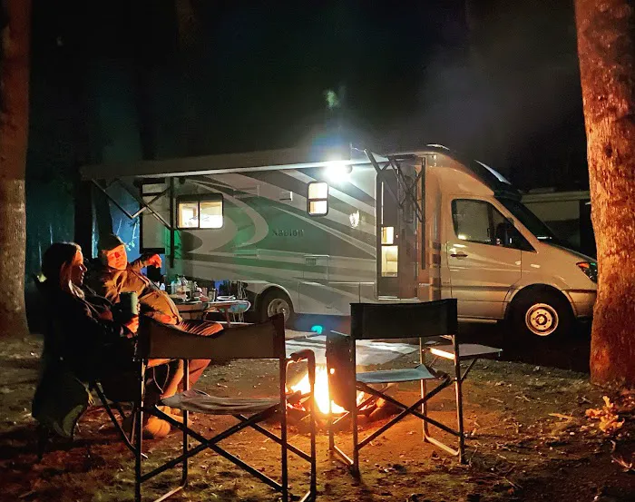 Sunny Valley Campground Picture 1