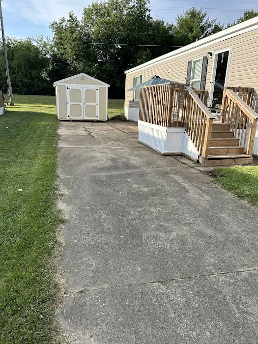 Chateau Estates Picture 5