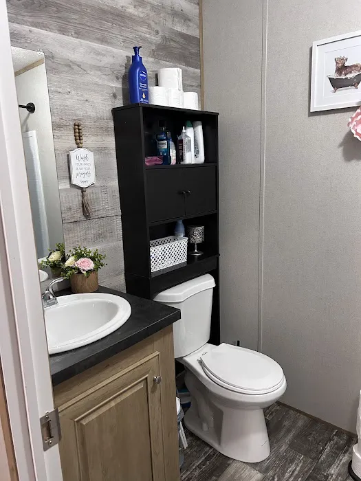 Chateau Estates Picture 8