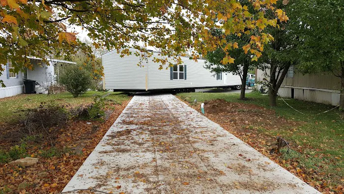 Pleasant Valley Estates Mobile Home Park Picture 5