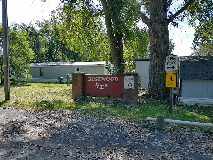Rosewood Mobile Home Park Picture 2