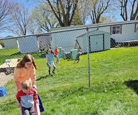 Colonial Estates Mobile Home Park