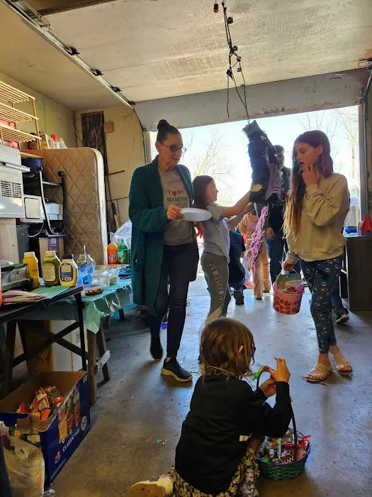 Colonial Estates Mobile Home Park Picture 2