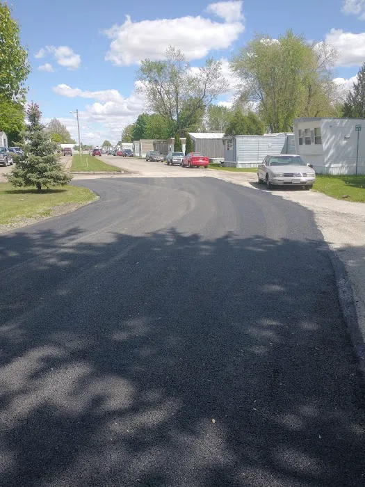 Colonial Estates Mobile Home Park Picture 7