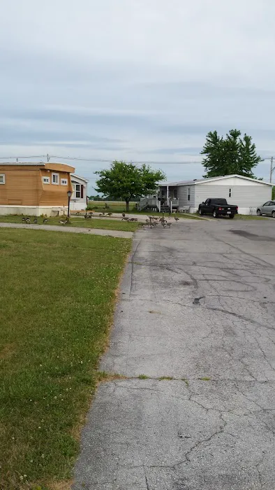 Four Seasons Mobile Home Community Picture 1