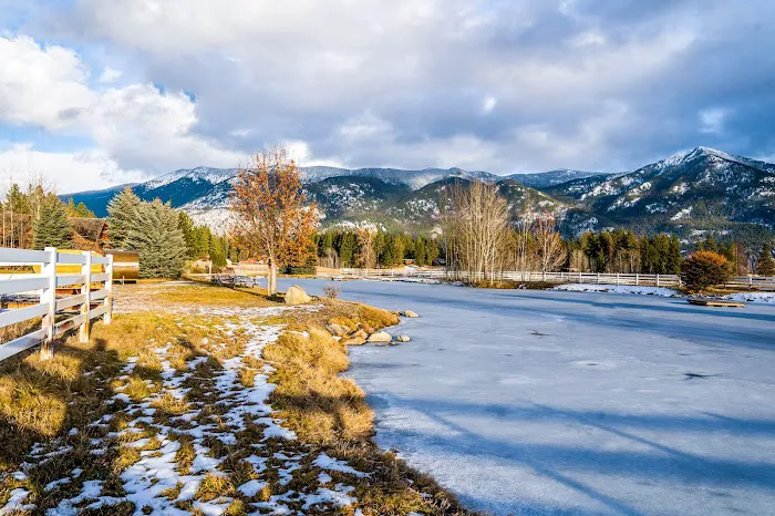 ROAM Beyond Glacier, Montana Picture 6