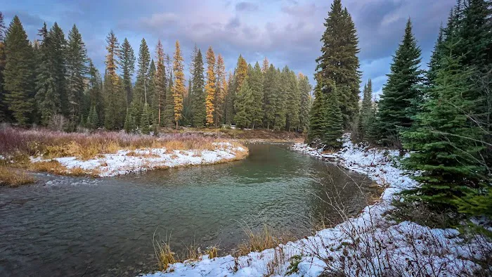 Upper Stillwater Lake Campground Picture 2