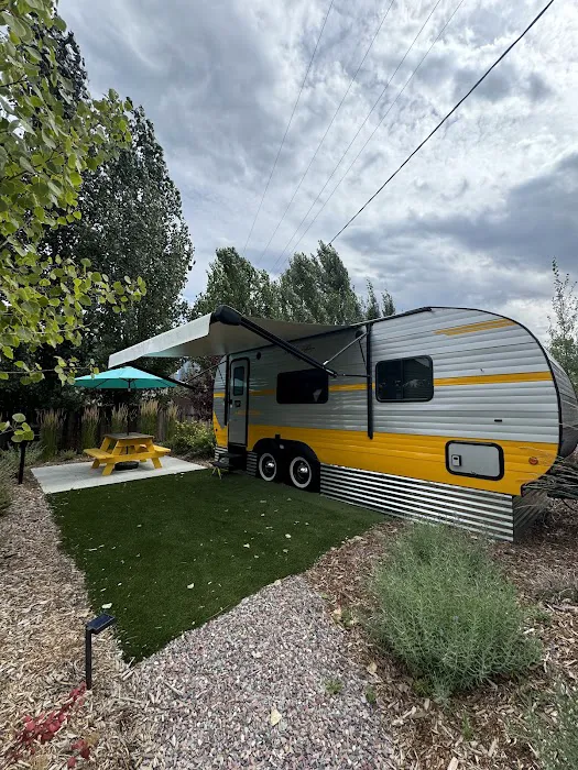 Urban Woods Camp Picture 8