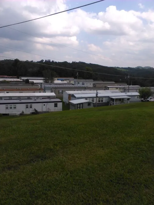 East Park Mobile Home Village Picture 9
