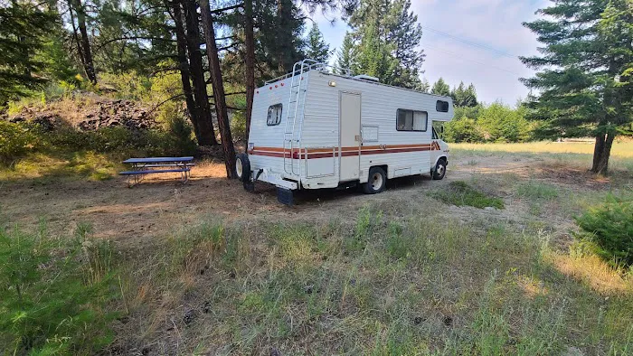 Triple Bridges Campground Picture 9