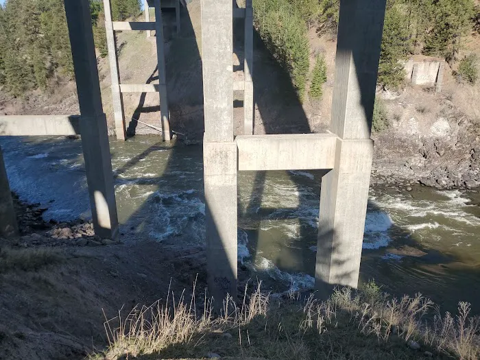 Triple Bridges Campground Picture 4