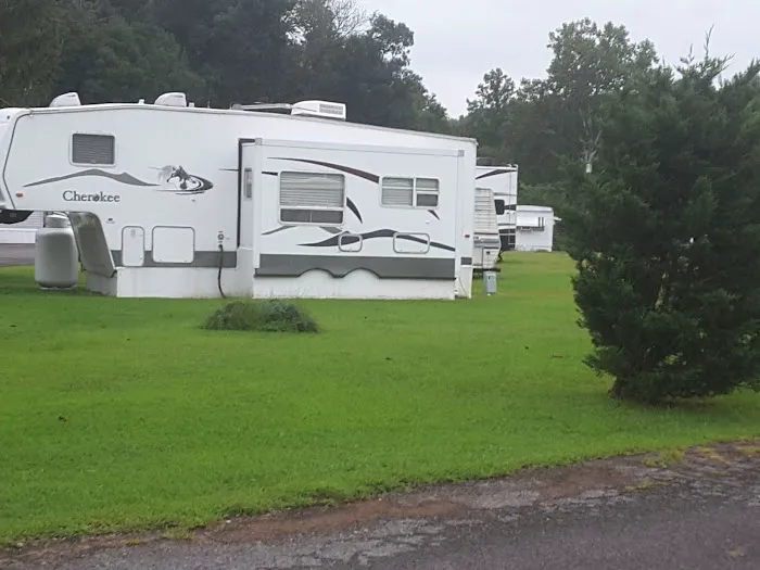 Oakdale Village Mobile City, LLC Picture 7