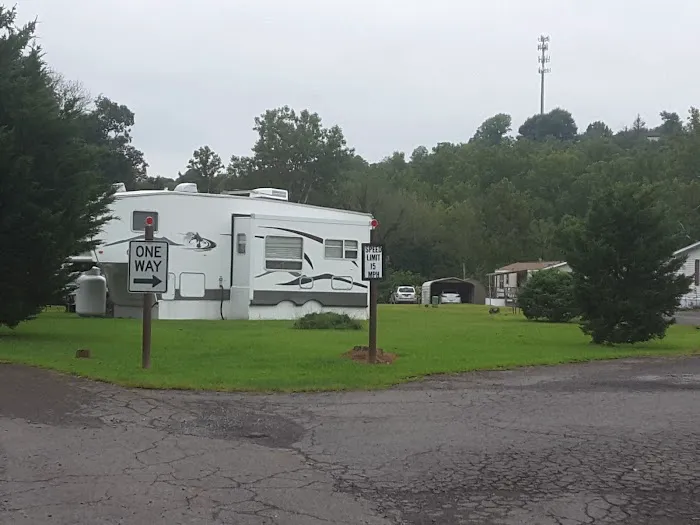 Oakdale Village Mobile City, LLC Picture 10