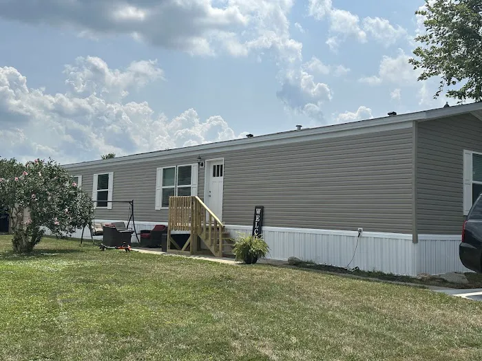 Gleason's Mobile Home Park Picture 3