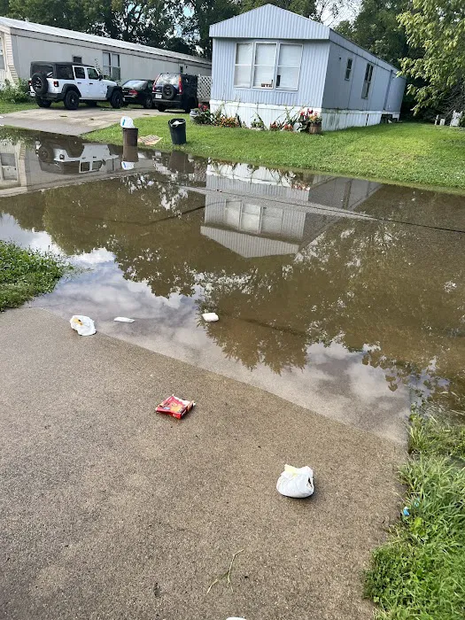 Zane Village & Sales Picture 10