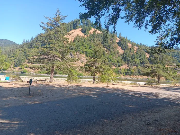 Huntley Park Picture 5