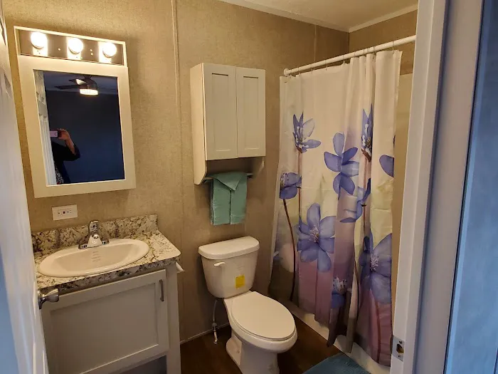 Red Oak Mobile Home Park Picture 3