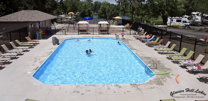 Glacier Hill Lakes RV Resort Picture 10