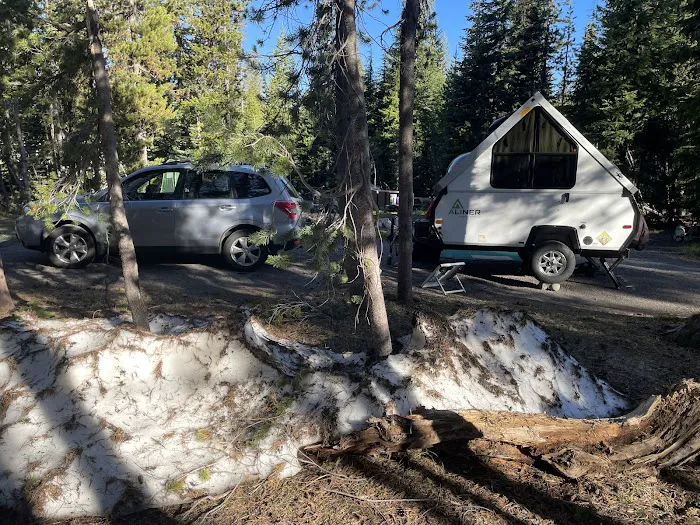 Mazama Village Campground & Cabins Picture 9