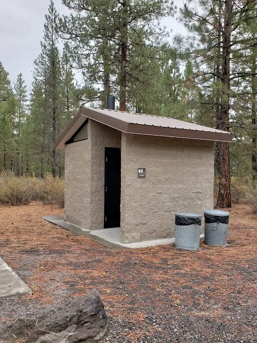 Williamson River Campground Picture 9