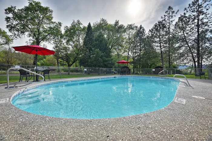 Medford / Gold Hill KOA Journey Picture 9