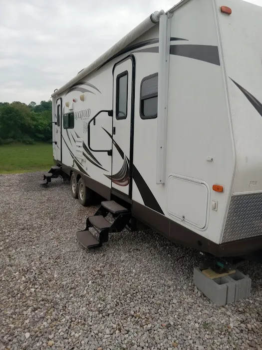 Camp Conley RV Park Picture 4