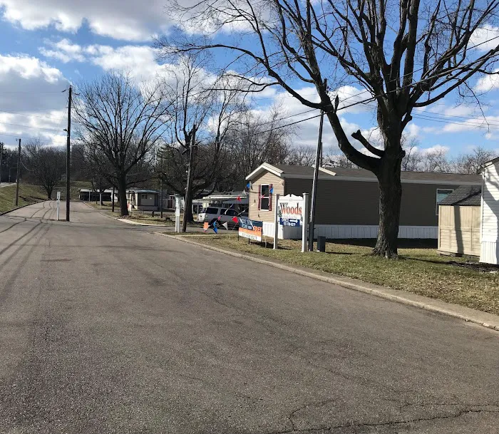 Woods Mobile Home Park Picture 9