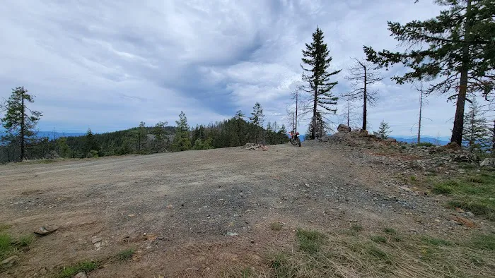 Mine Trail Campfire Lookout Picture 4