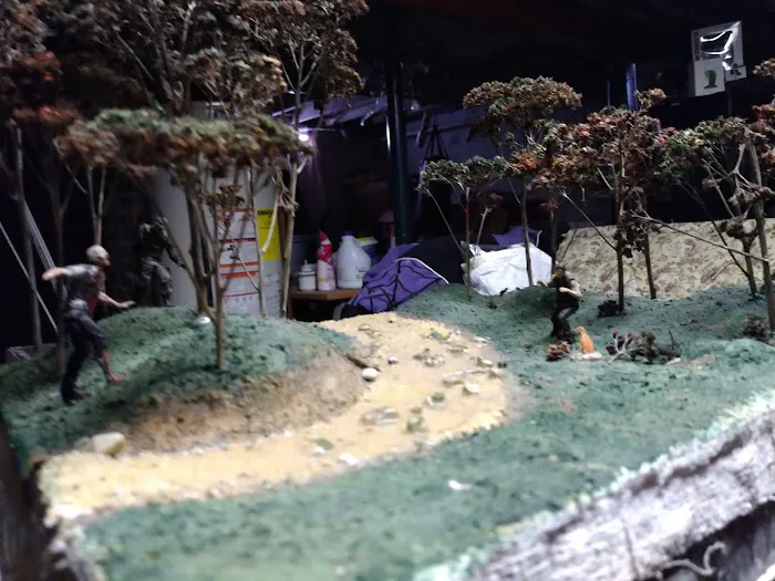 Pinewood Village Our Home Picture 3