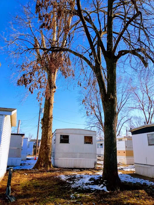 Summerville Estates Mobile Home Park Picture 3