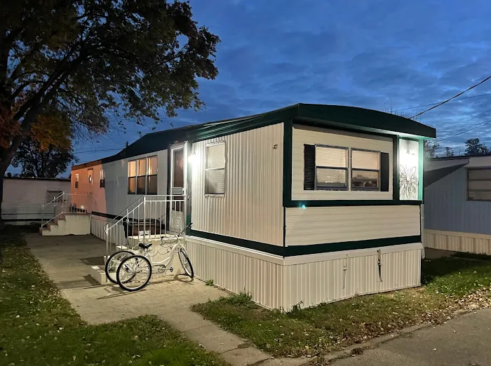 Summerville Estates Mobile Home Park Picture 4