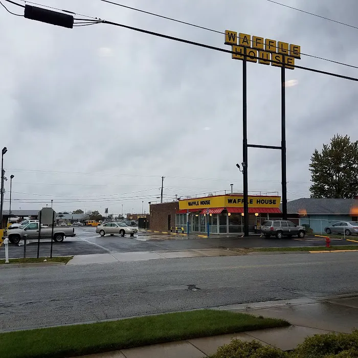 Lakeside Village Picture 1