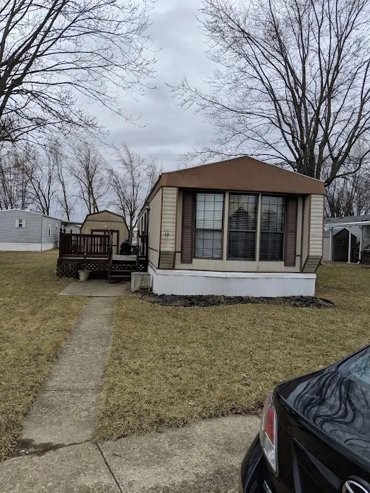 Lakeside Village Picture 9