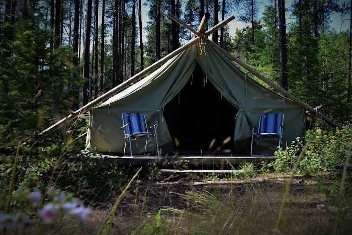 Glacier Glamping Picture 2