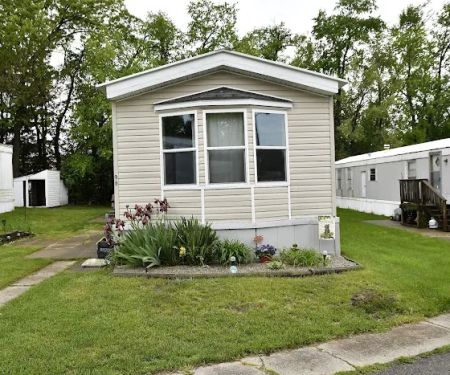 Hillsdale Mobile Village