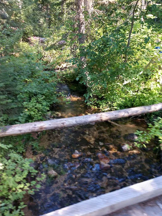 Lee Creek Campground Picture 6